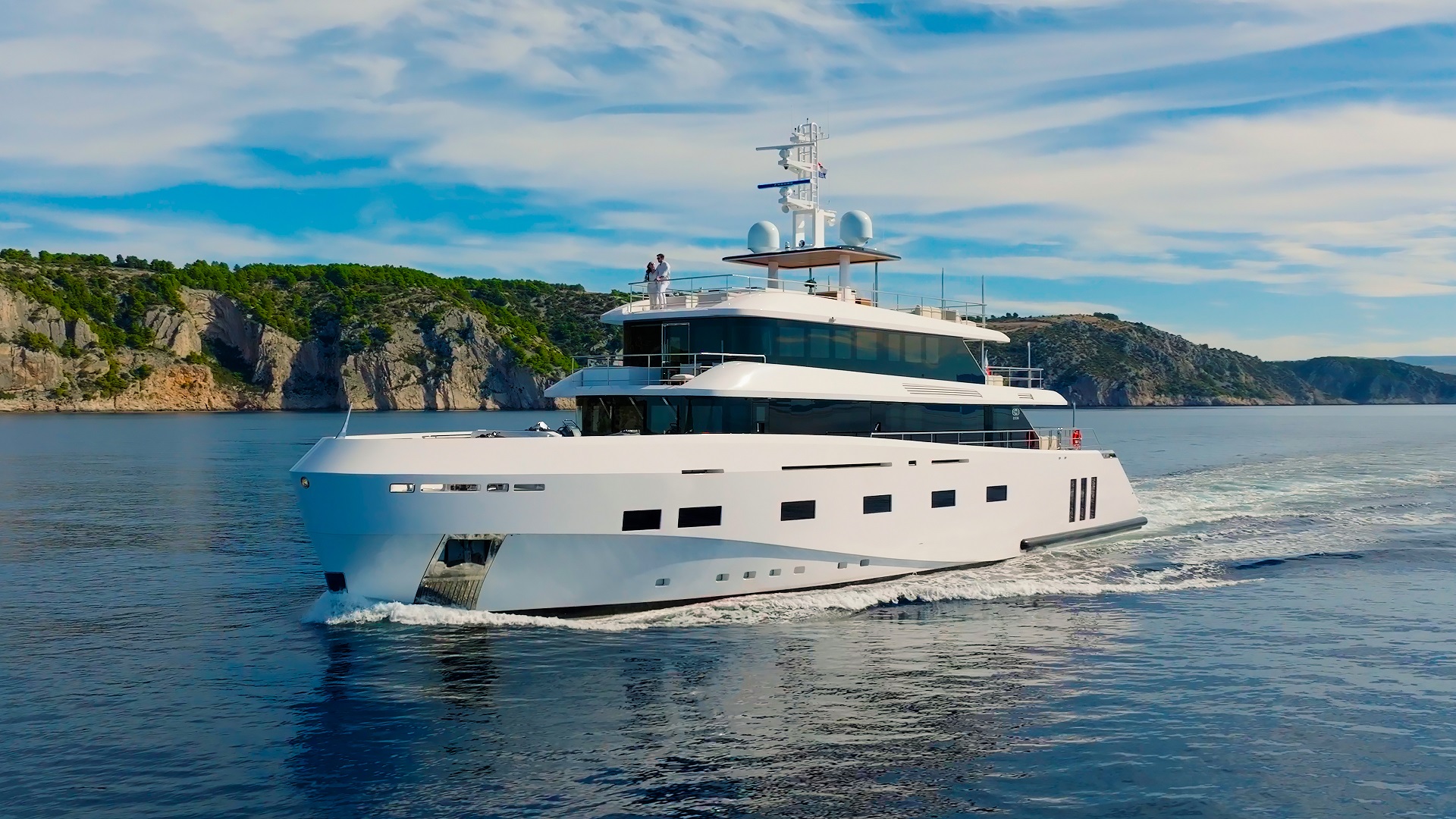 megayacht