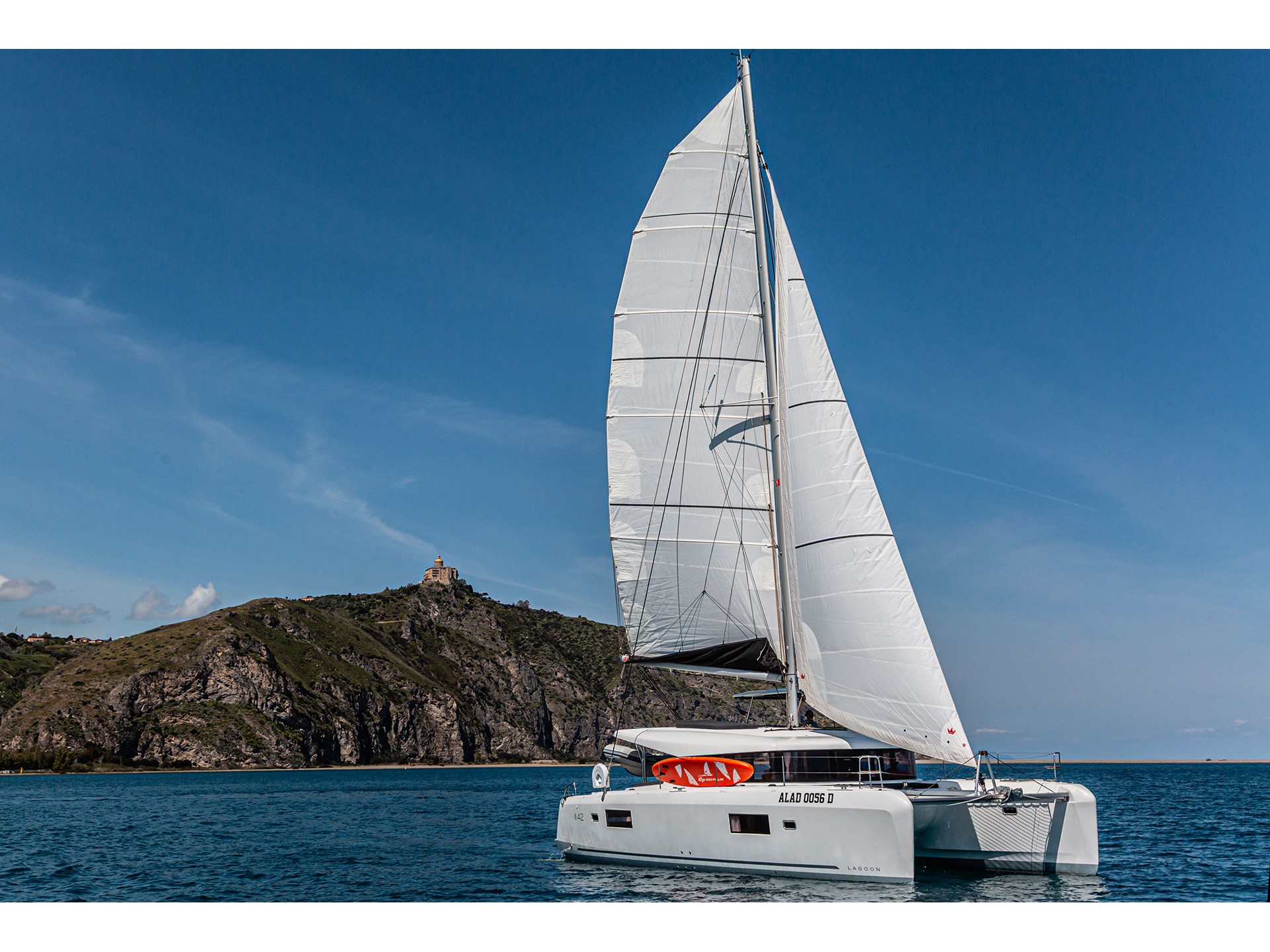 yacht-Lagoon 42-image-3