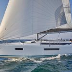 yacht-10278557 image-1