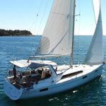 yacht-10300693 image-5