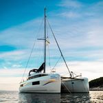 yacht-10380110 image-1