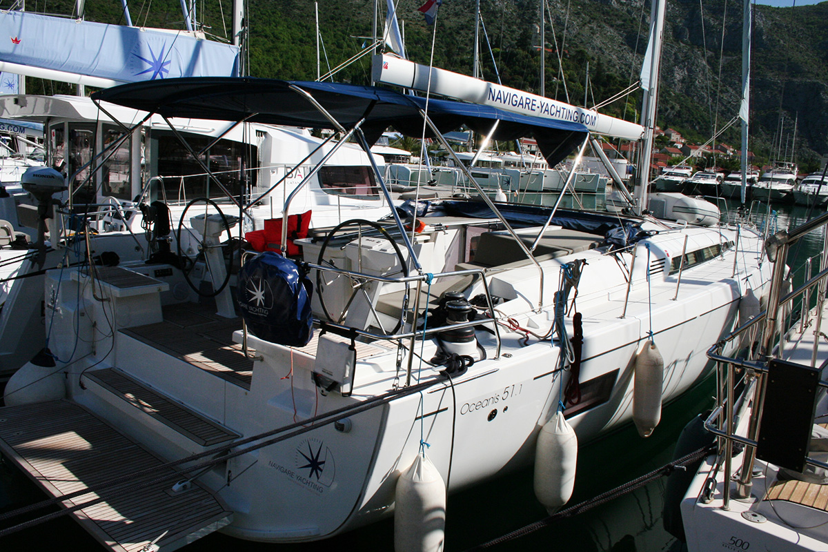 yacht-10419021 image-1