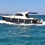 yacht-10486220 image-1