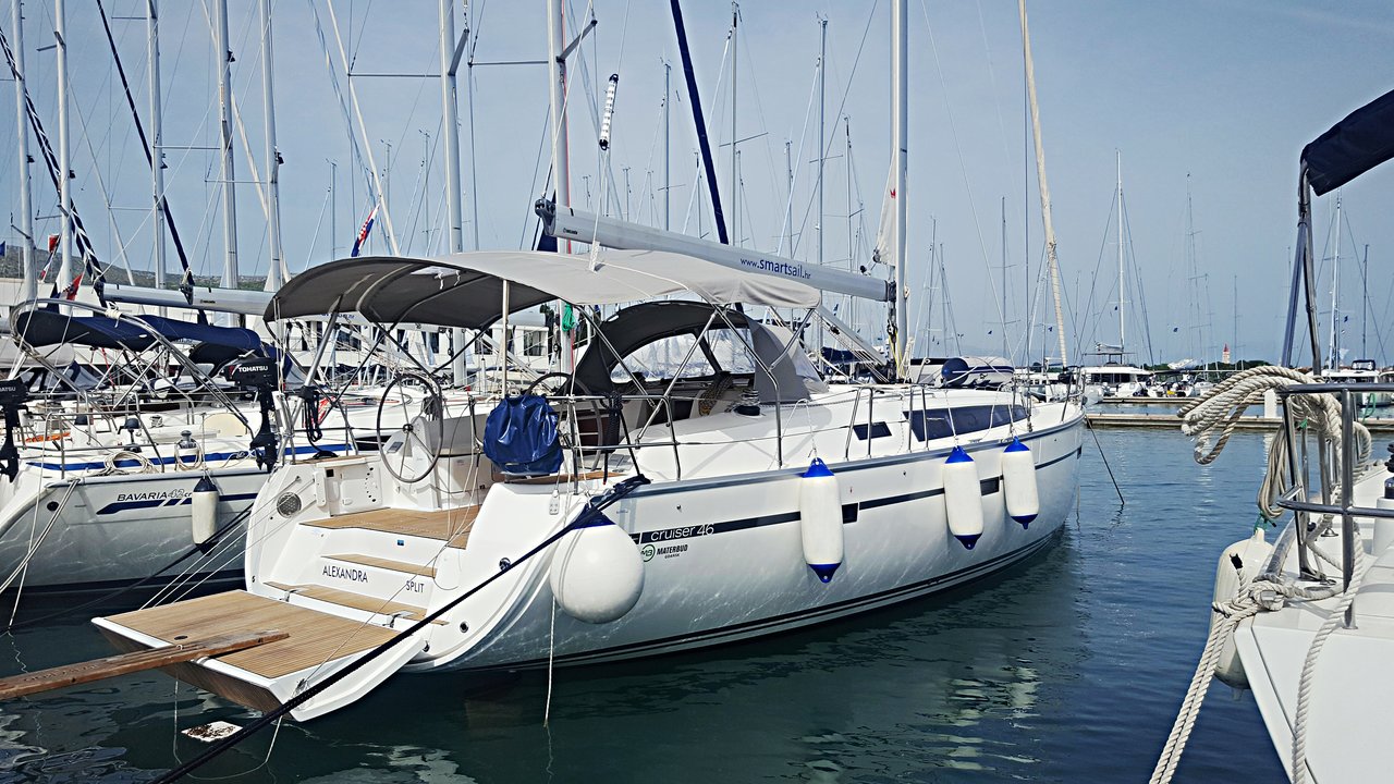 yacht-1090781 image-1