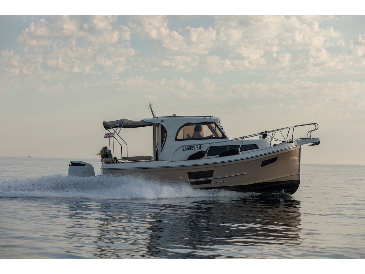 yacht-Leidi 800R-image-7