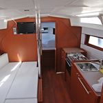 yacht-Oceanis 38-image-2