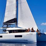 yacht-12361176 image-1