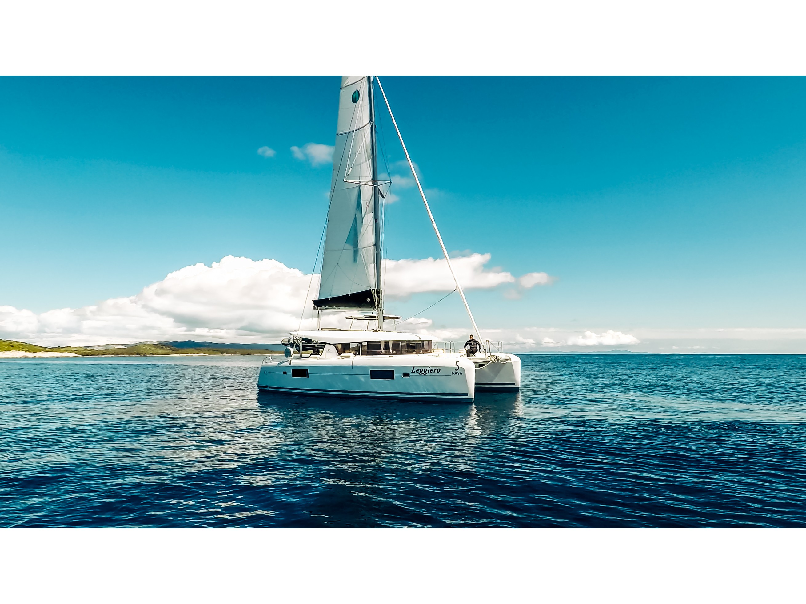 yacht-Lagoon 42-image-2