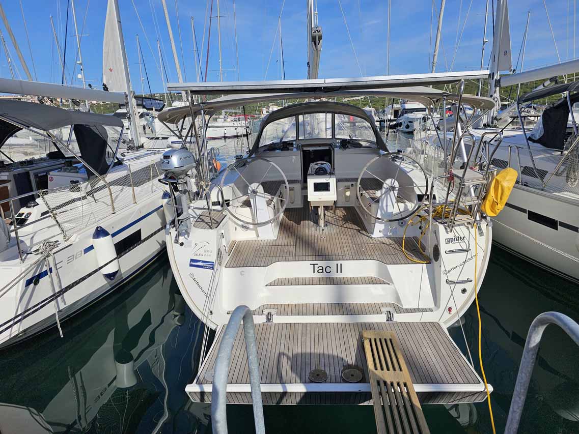 yacht-13415126 image-1