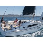 yacht-Oceanis 38.1-image-3