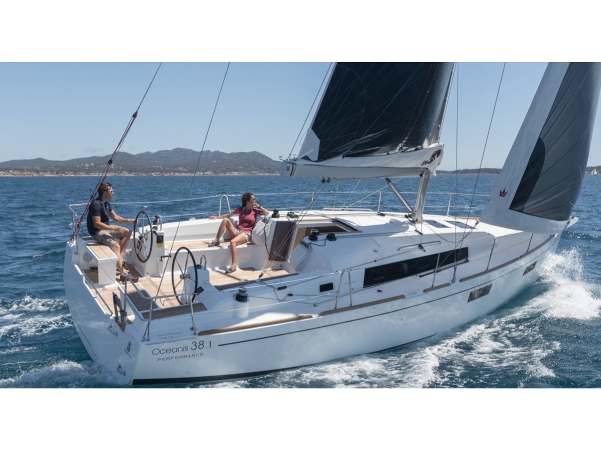 yacht-Oceanis 38.1-image-3