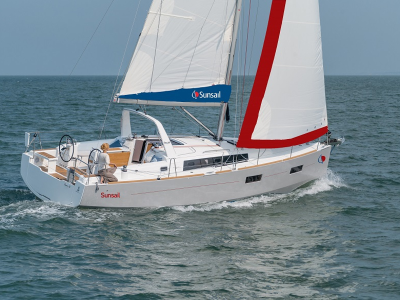 yacht-Oceanis 38.1-image-5