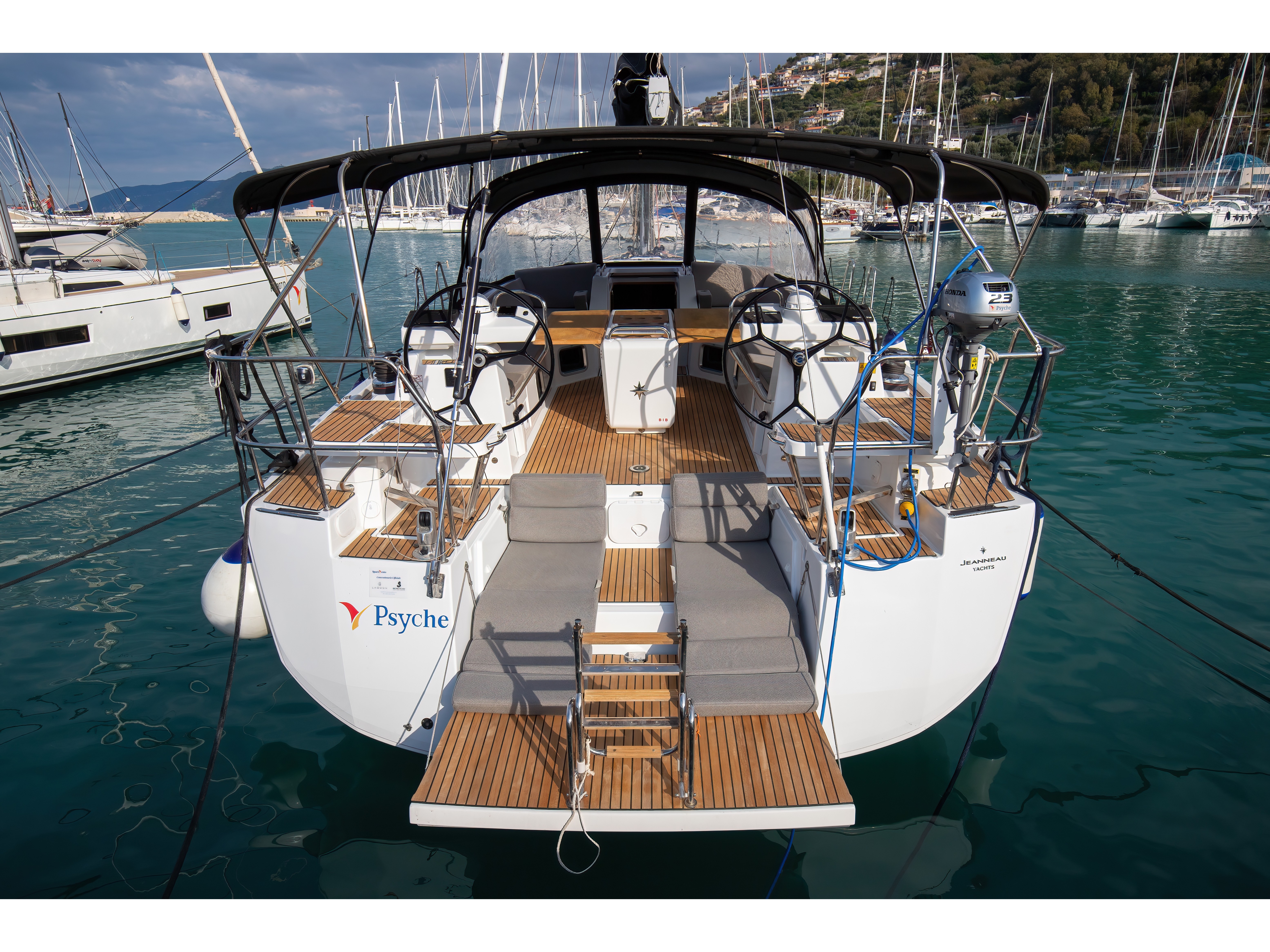 yacht-Jeanneau 54-image-9
