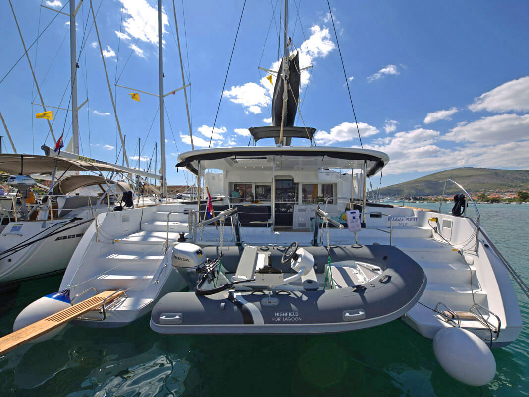 yacht-Lagoon 450 Fly-image-1