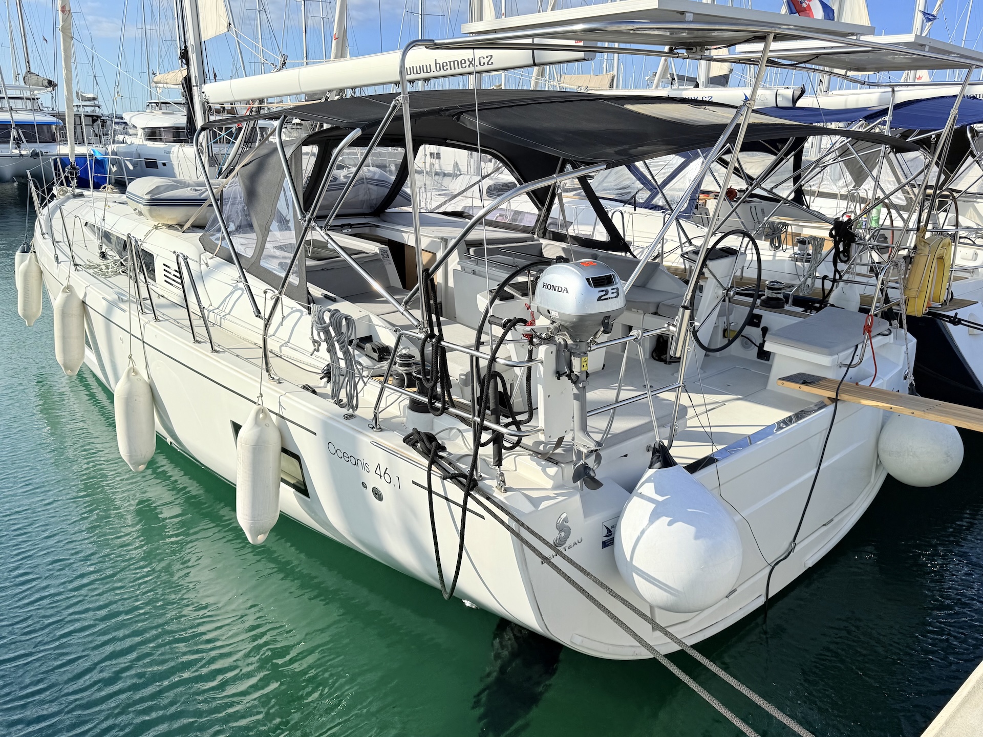 yacht-Oceanis 46.1-image-4