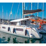yacht-Lagoon 40-image-1