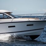 yacht-Nimbus 305 Coupe-image-2