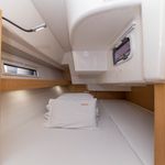 yacht-Bavaria Cruiser 34 Style-image-4