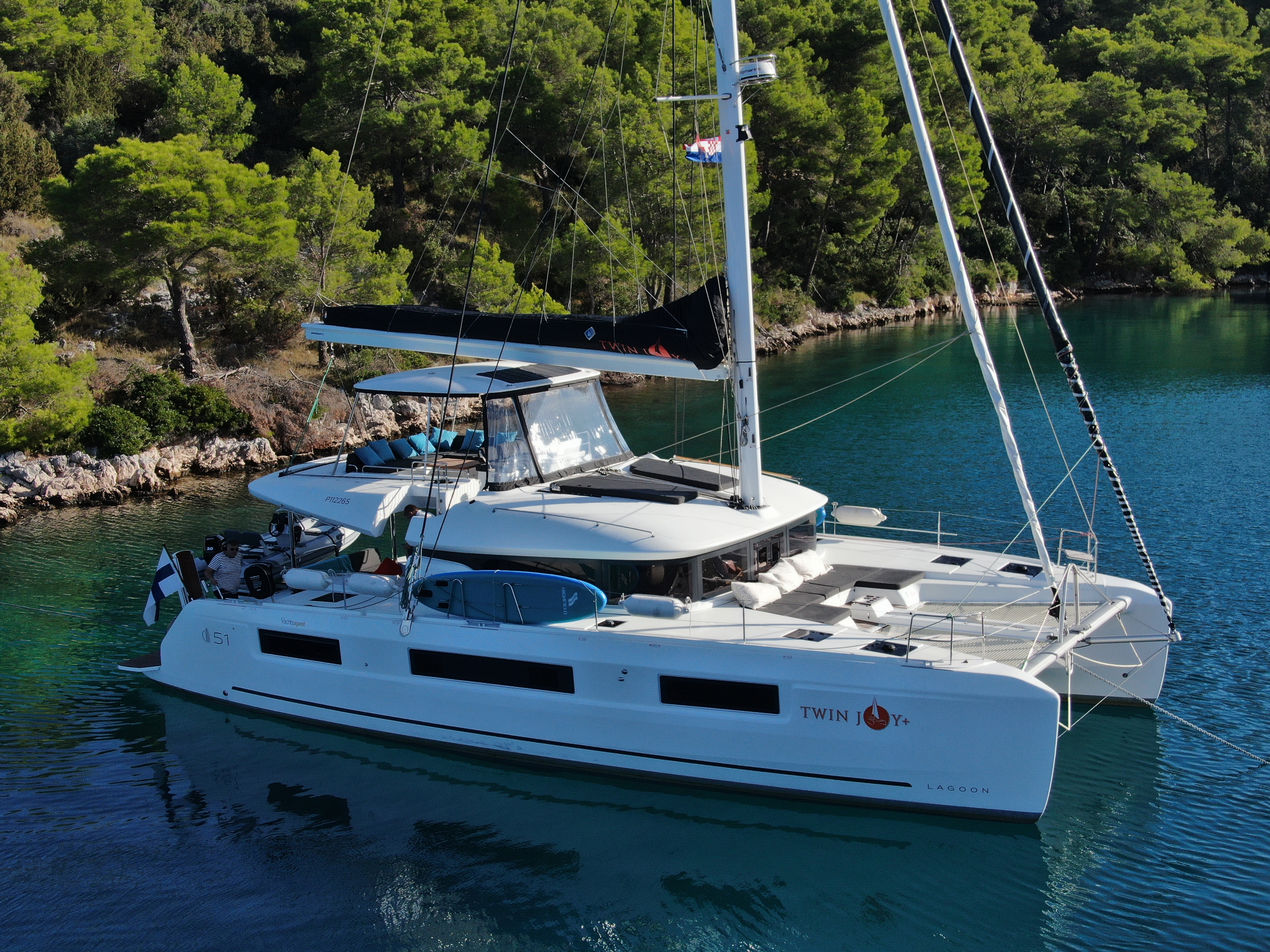 yacht-Lagoon 51-image-20