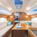 yacht-Bavaria Cruiser 37-image-4