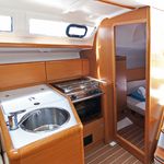 yacht-Sun Odyssey 33i-image-1