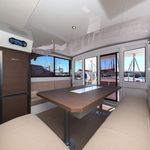 yacht-23032901 image-5