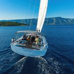 yacht-23155787 image-6