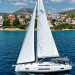 yacht-23404329 image-5