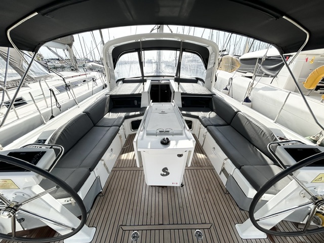 Sleek interior of Reboot featuring modern seating, elegant finishes, and ample natural light.