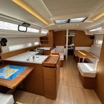 yacht-24926400 image-6