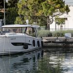 yacht-24933133 image-4