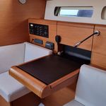 yacht-25185368 image-6