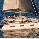 yacht-25454300 image-5