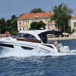 yacht-25738691 image-1