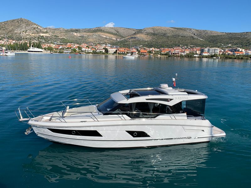 yacht-Grandezza 37 CA-image-1