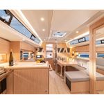 yacht-Bavaria C38-image-3
