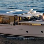 yacht-29476220 image-1