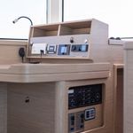 yacht-Lagoon 42-image-1