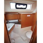 yacht-Bavaria Cruiser 34-image-2