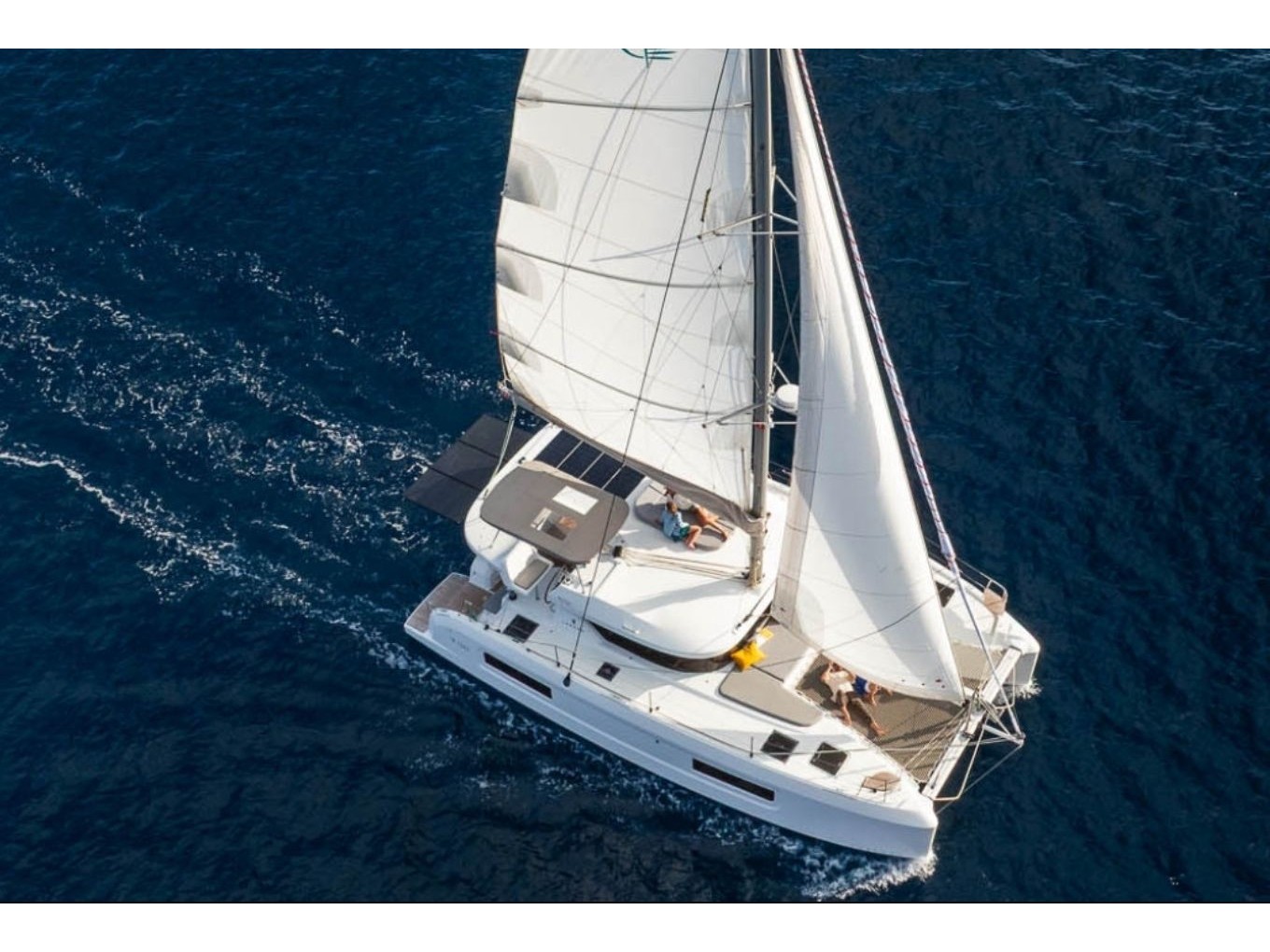 yacht-Lagoon 38-image-3