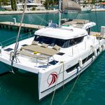 yacht-30776323 image-1