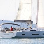 yacht-30781087 image-1