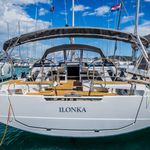 yacht-30783562 image-1