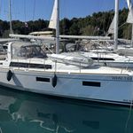 yacht-30816980 image-3