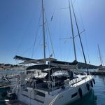 yacht-30816986 image-1