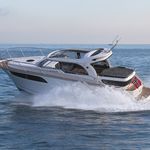 yacht-30834092 image-5