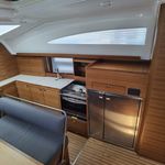 yacht-31268246 image-6