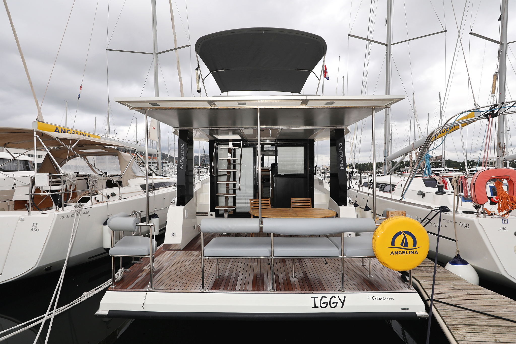 yacht-31329889 image-1