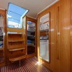 yacht-314 image-5