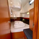 yacht-Bavaria Cruiser 37-image-1
